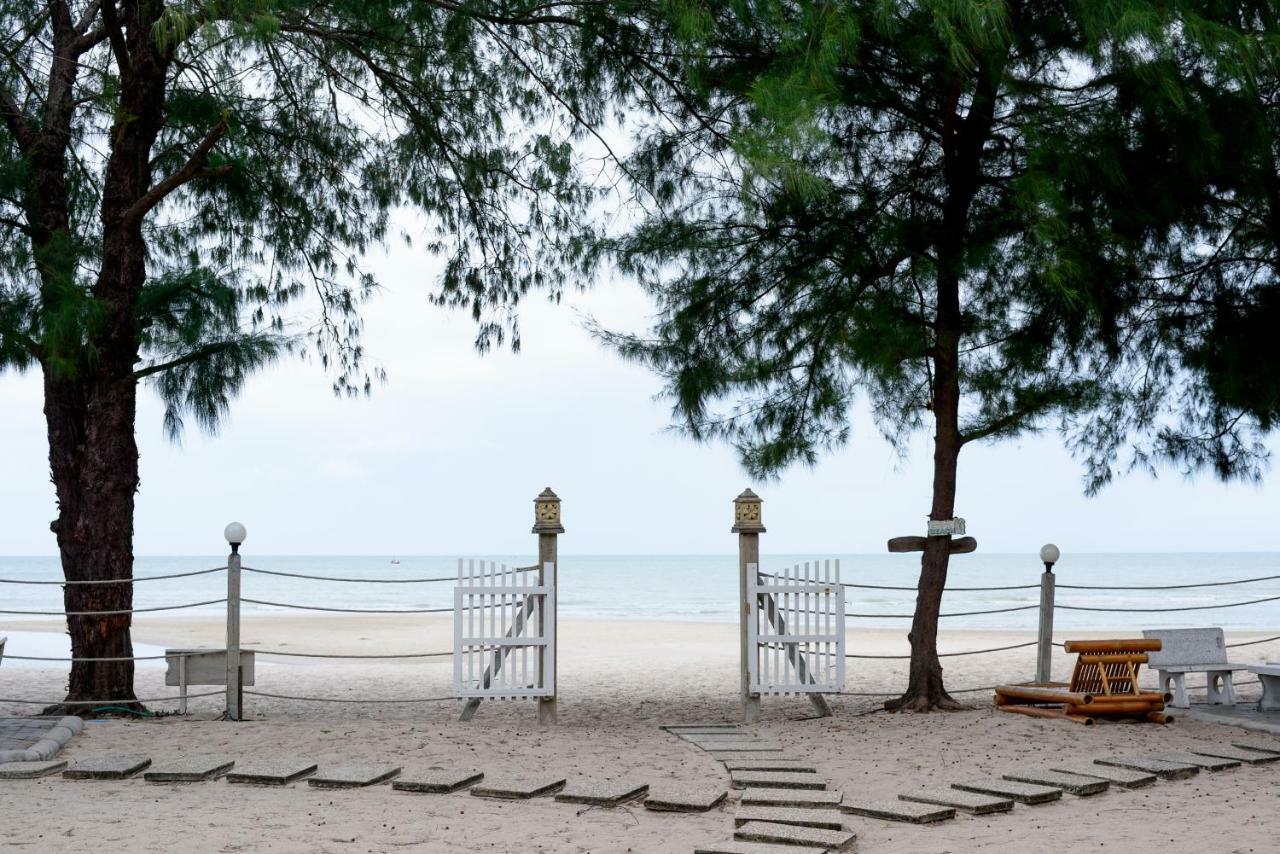 Вилла Baan Kratom Tong By The Sea Ча-Ам Экстерьер фото